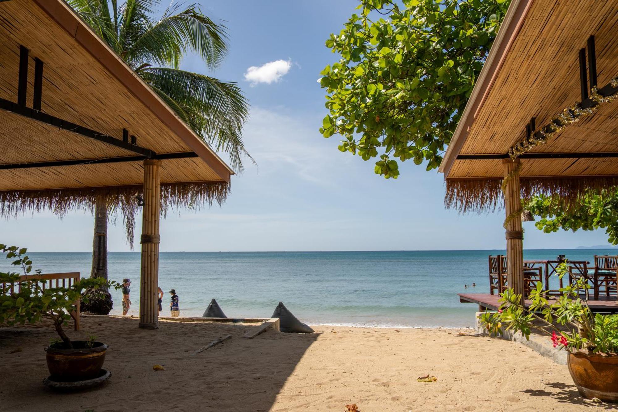 Isara Lanta Beach Resort Ко-Ланта Экстерьер фото